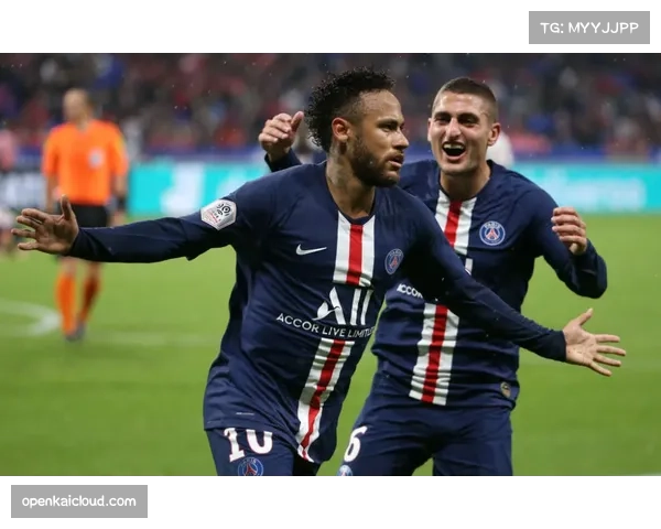 朗斯主场三球完胜里尔 积分榜上继续紧咬巴黎圣日耳曼